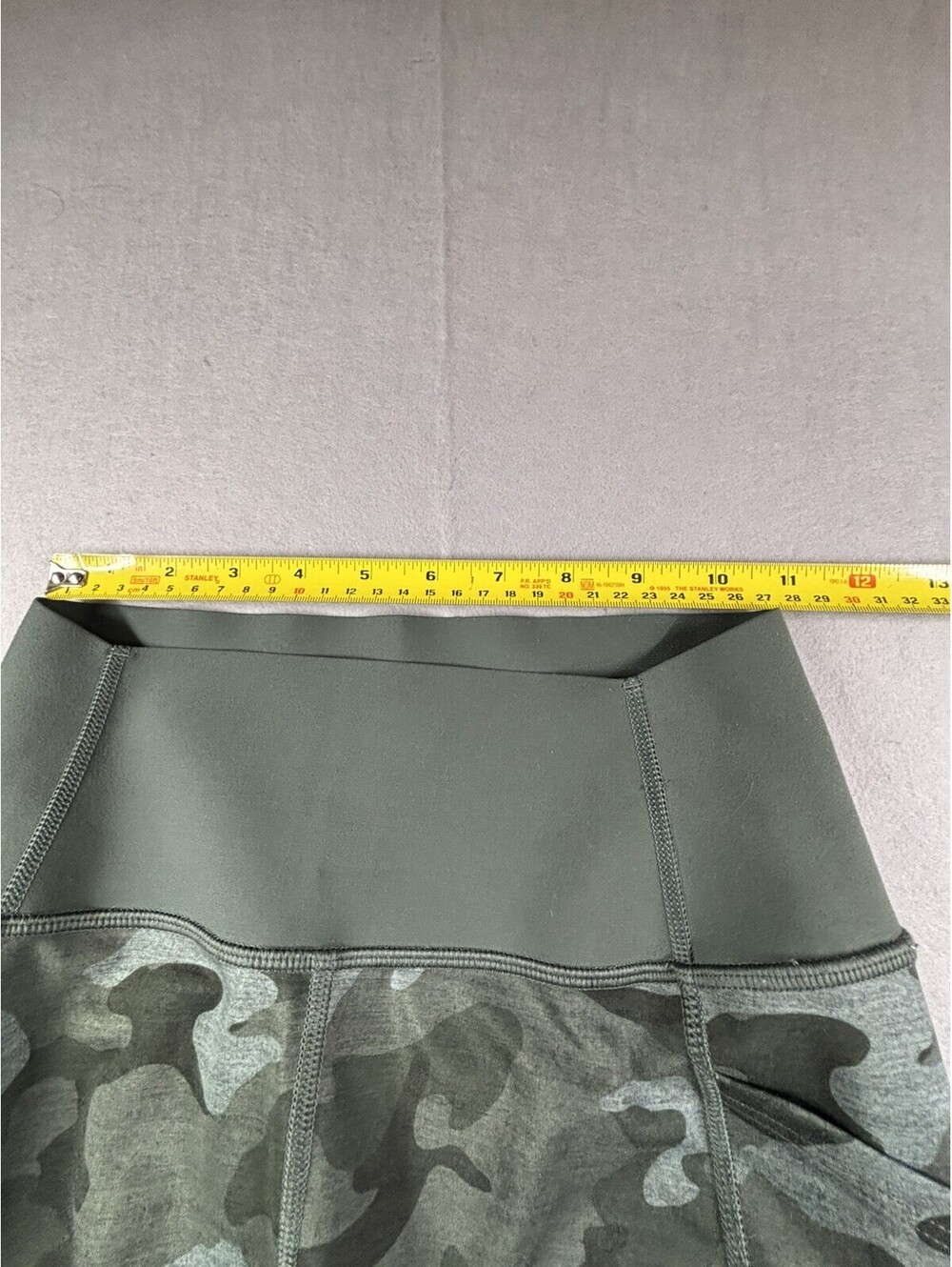 GAPFIT Sculpt Revolution Women Size Small Regular Legging Camouflage - Picture 5 of 7